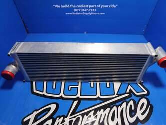 صورة ل مبرد هواء الشحن جون دير مستعملة