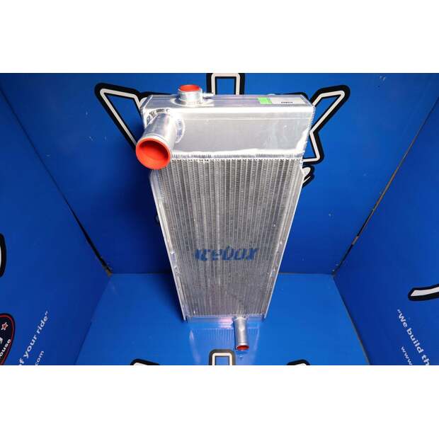 Radiator - Aluminum JOHN DEERE Used-43288711