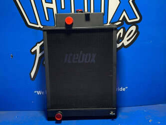 Image for SPARE PARTS Radiator - Aluminum JOHN DEERE Used