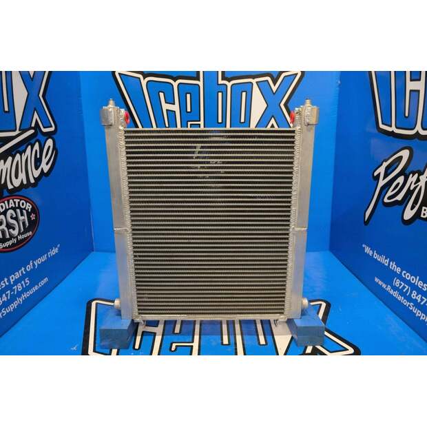 مبردات الزيت جون دير مستعملة-43288991