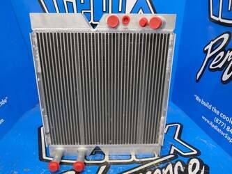 صورة ل قطع الغيار Cooling Package جون دير مستعملة