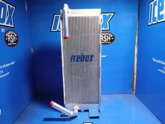 صورة ل قطع الغيار مبردات الزيت جون دير مستعملة