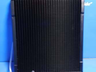 صورة ل قطع الغيار Radiator - Aluminum جون دير مستعملة