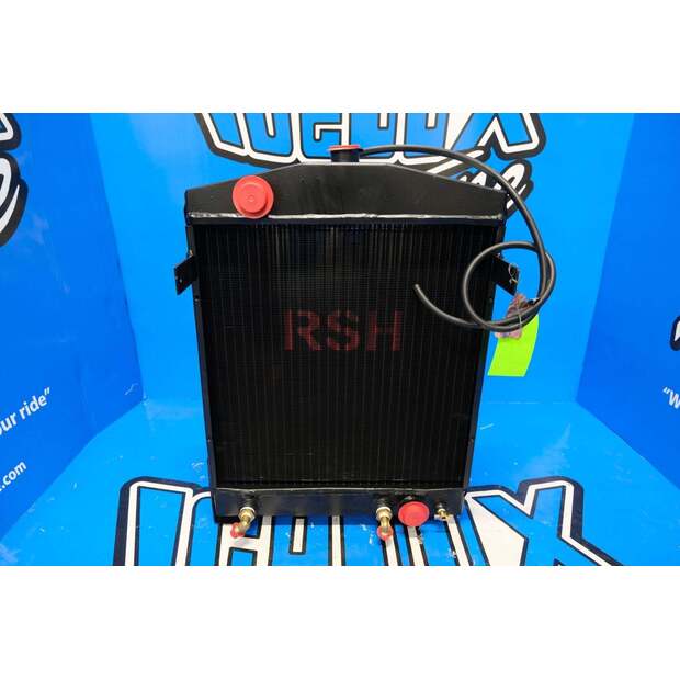 Radiator - Aluminum JOHN DEERE Used-43289175