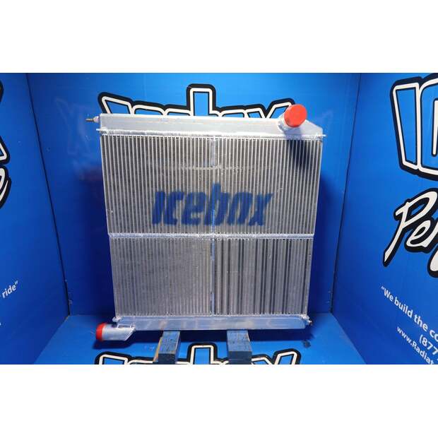 Radiator - Aluminum International Used-43289843