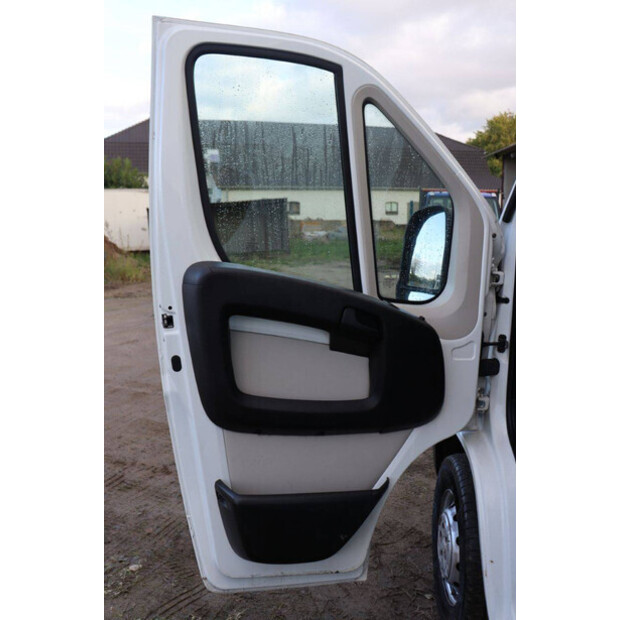 2018 Peugeot BOXER-43290630