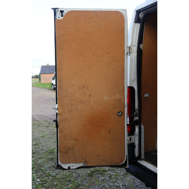 2018 Peugeot BOXER-43290644