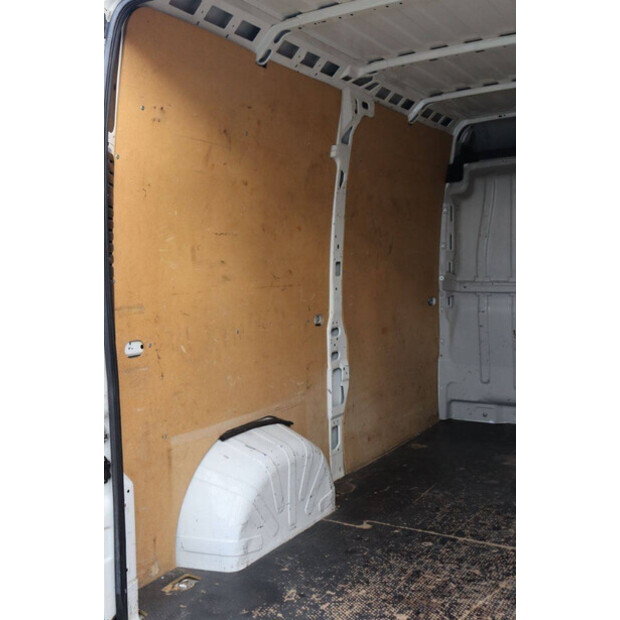 2018 Peugeot BOXER-43290647