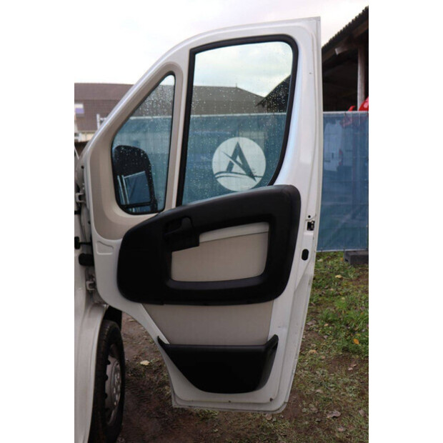 2018 Peugeot BOXER-43290650