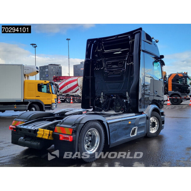 2025 Mercedes-Benz Actros 1863LS-43290833
