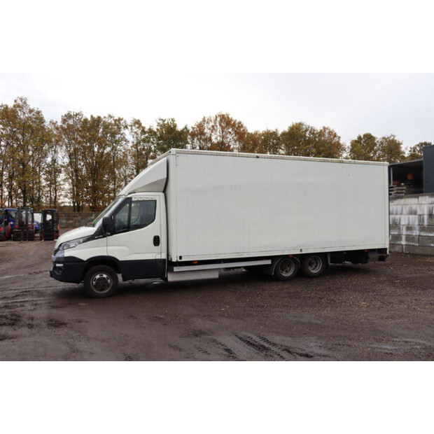 2017 VELDHUIZEN P46-1-43291899