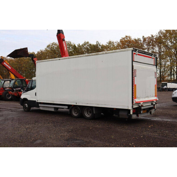 2017 VELDHUIZEN P46-1-43291902