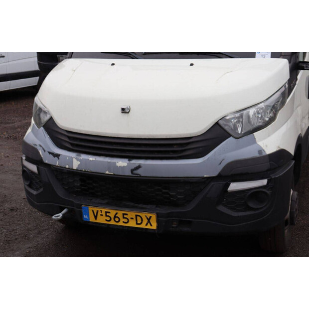 2017 VELDHUIZEN P46-1-43291908