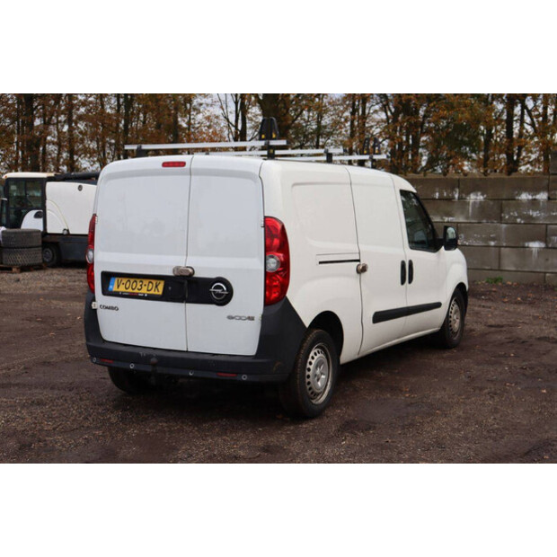 2017 Opel Combo van-43291953