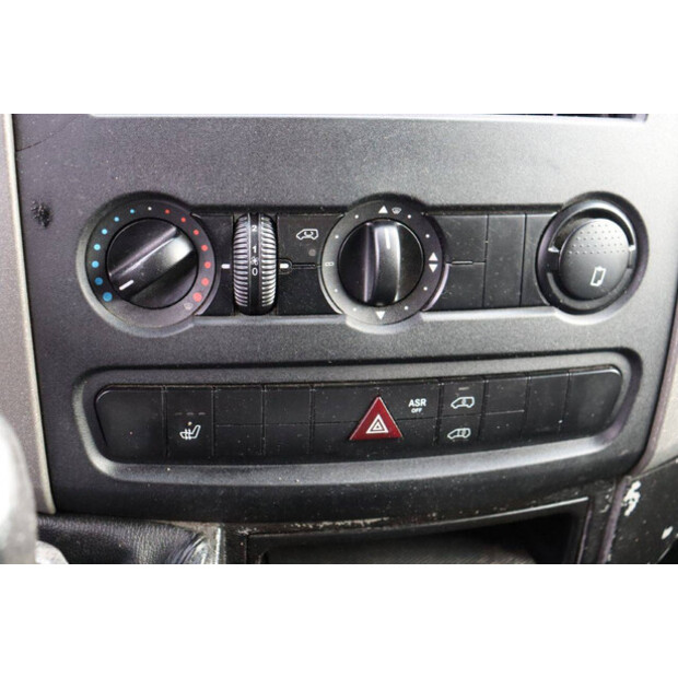 2011 Mercedes-Benz SPRINTER-43292105