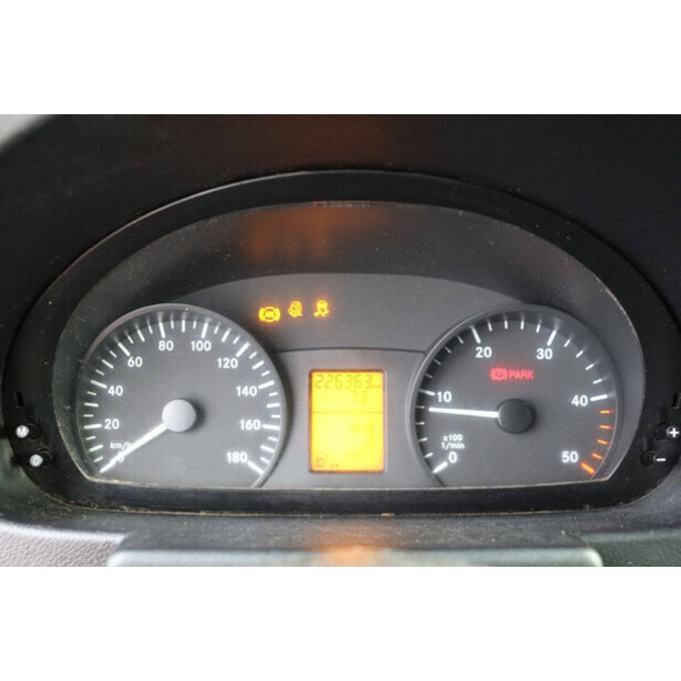 2011 Mercedes-Benz SPRINTER-43292109