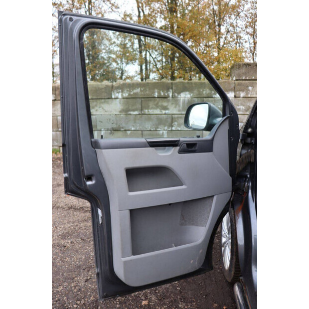 2012 Volkswagen Transporter-43292267