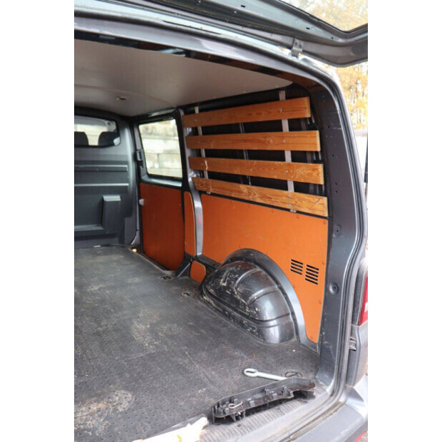 2012 Volkswagen Transporter-43292282