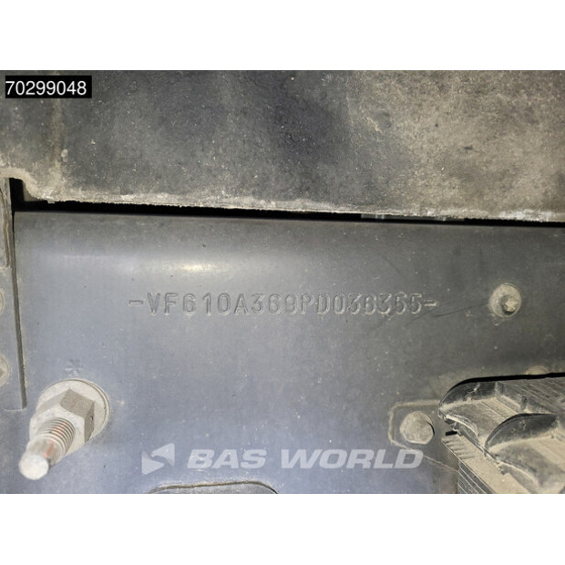 2022 رينو T520-43292708