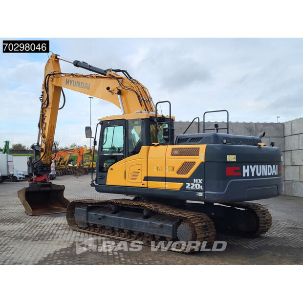 2017 هيونداي HX220L-43292749