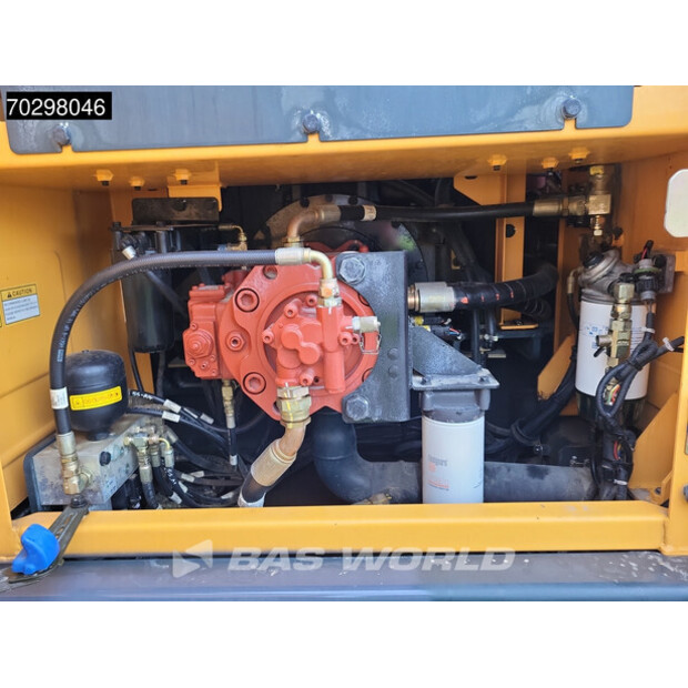 2017 هيونداي HX220L-43292770