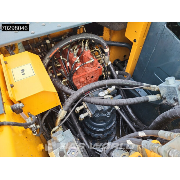 2017 هيونداي HX220L-43292771