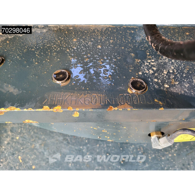 2017 هيونداي HX220L-43292794