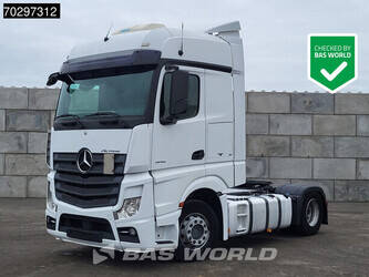 Image for Semi Trucks 2015 Mercedes-Benz Actros 1942
