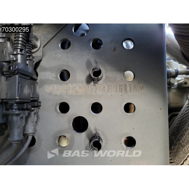 2021 مرسيدس بنز ACTROS 1845-43293033