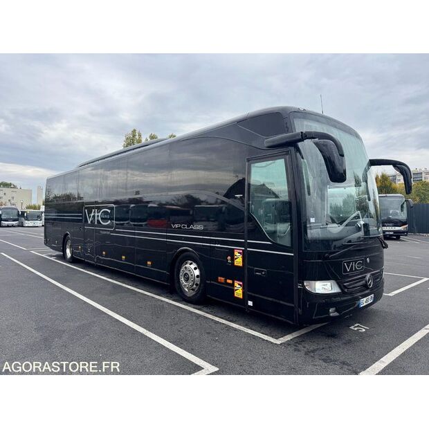 2016 مرسيدس بنز-43306719