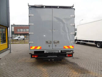 2009-iveco-eurocargo-120e22-1346291-43306987