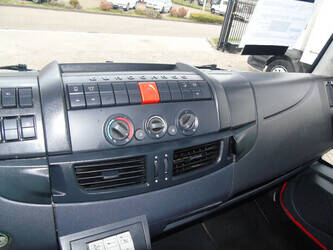 2009-iveco-eurocargo-120e22-1346291-43306993