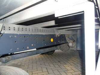 2009-iveco-eurocargo-120e22-1346291-43306995