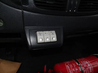 2009-iveco-eurocargo-120e22-1346291-43307005