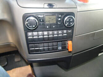 2011-man-tgx-18-480-1346294-43307061