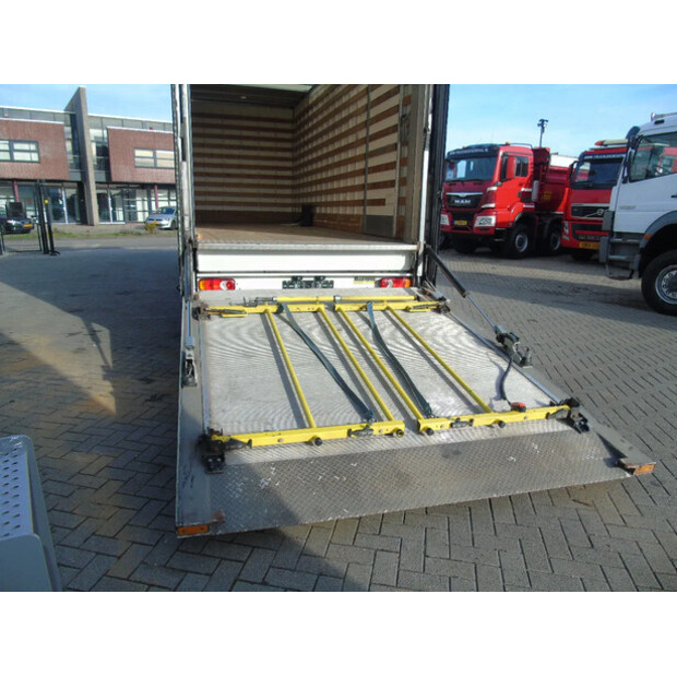 2014 Renault 12.220-43307101