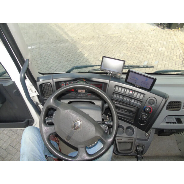 2014 Renault 12.220-43307116