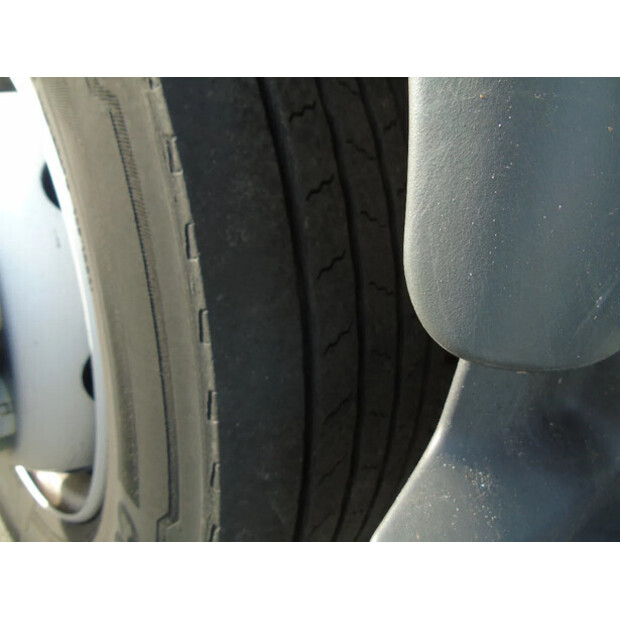 2014 Renault 12.220-43307128