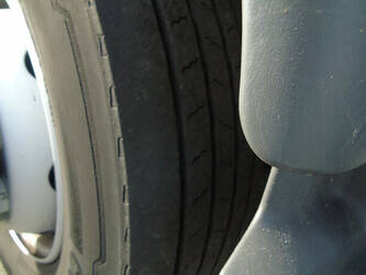 2014-renault-12-220-43307128