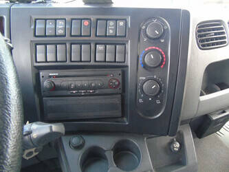 2014-renault-12-220-43307131