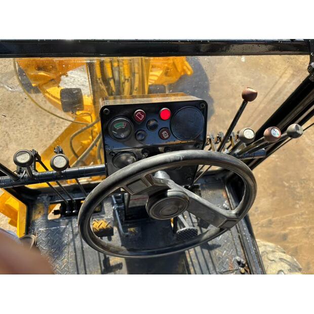 2022 Komatsu GD511A-43307808