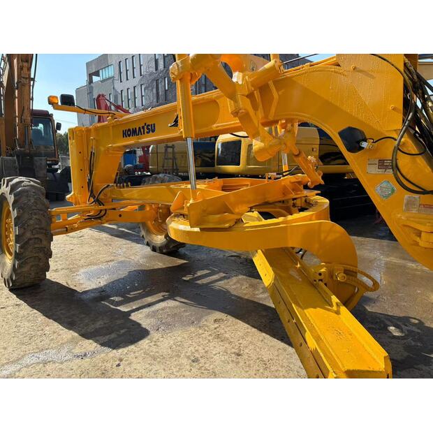 2022 Komatsu GD511A-43307814