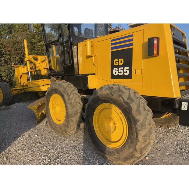 2023 Komatsu GD655-43307817