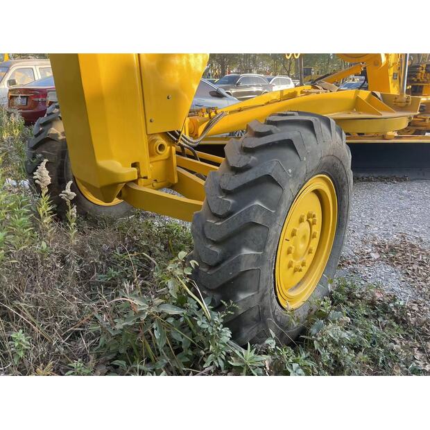 2023 Komatsu GD655-43307820