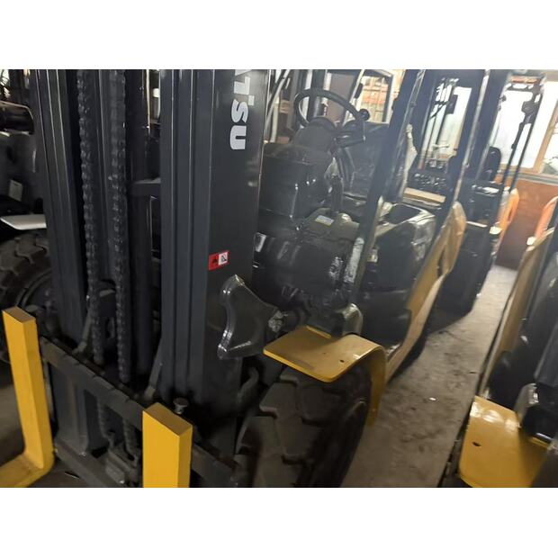 2023 Komatsu FD30T-17-43307832