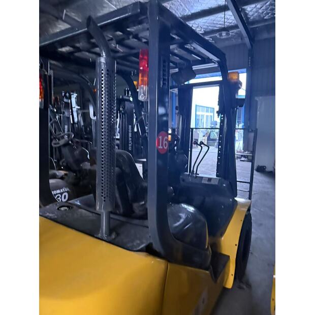 2023 Komatsu FD30T-17-43307837