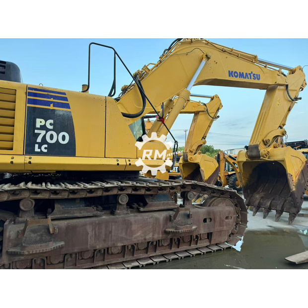 2018 Komatsu PC700-8-43308124