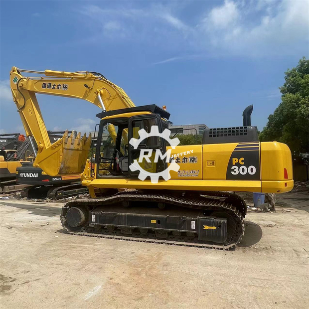 2018 Komatsu PC300-43308212