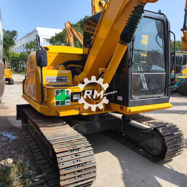 2018 كوماتسو PC70-43308337