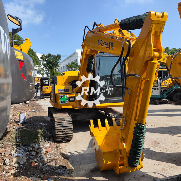 2018 كوماتسو PC70-43308338